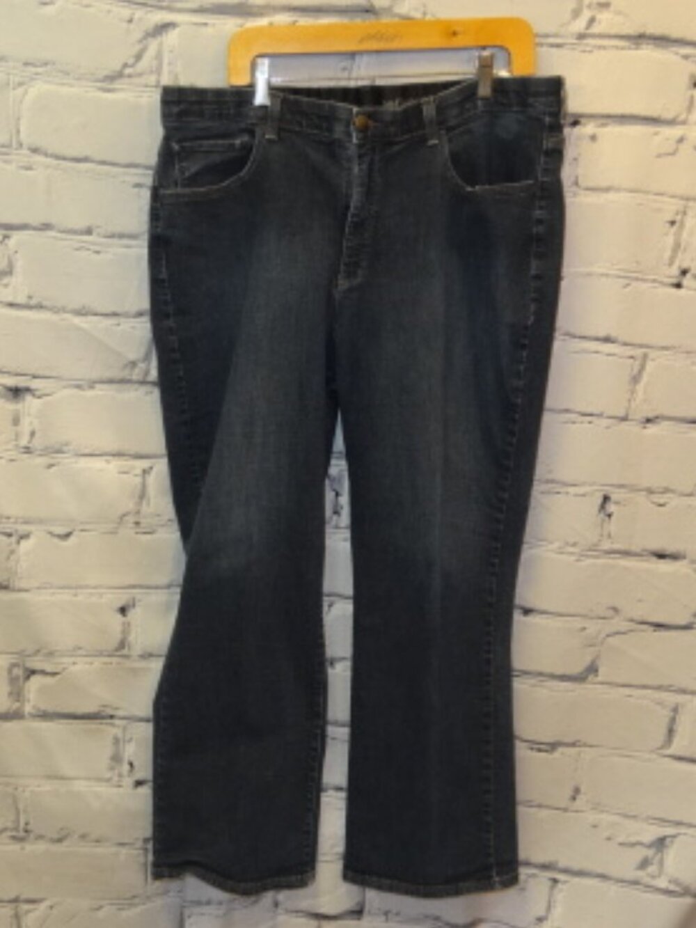 Sinfully Soft Lee Women's Jeans, NWOT - Picture 2 of 5